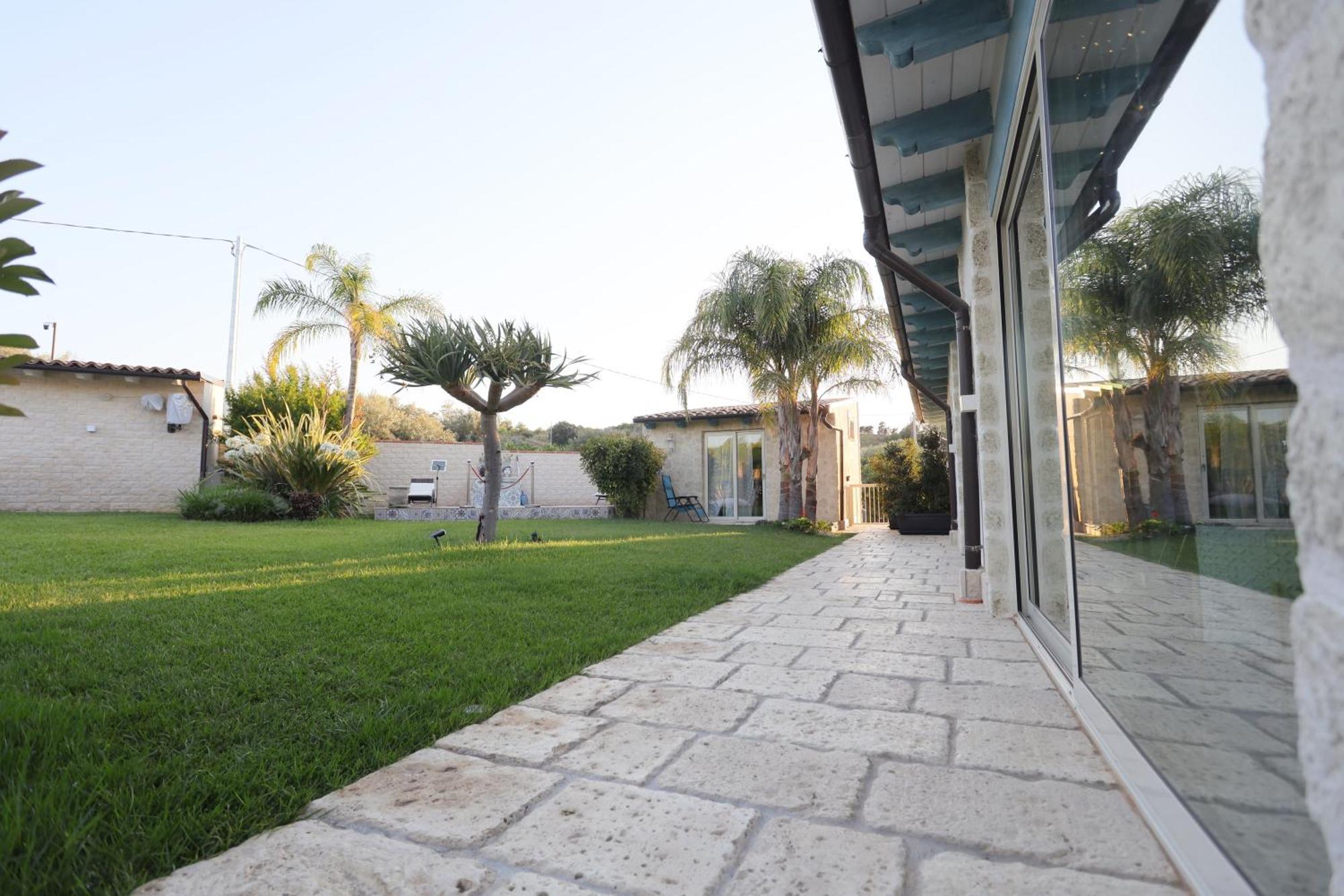 Relais Dea Degli Ulivi Hotel Agrigento Exterior photo