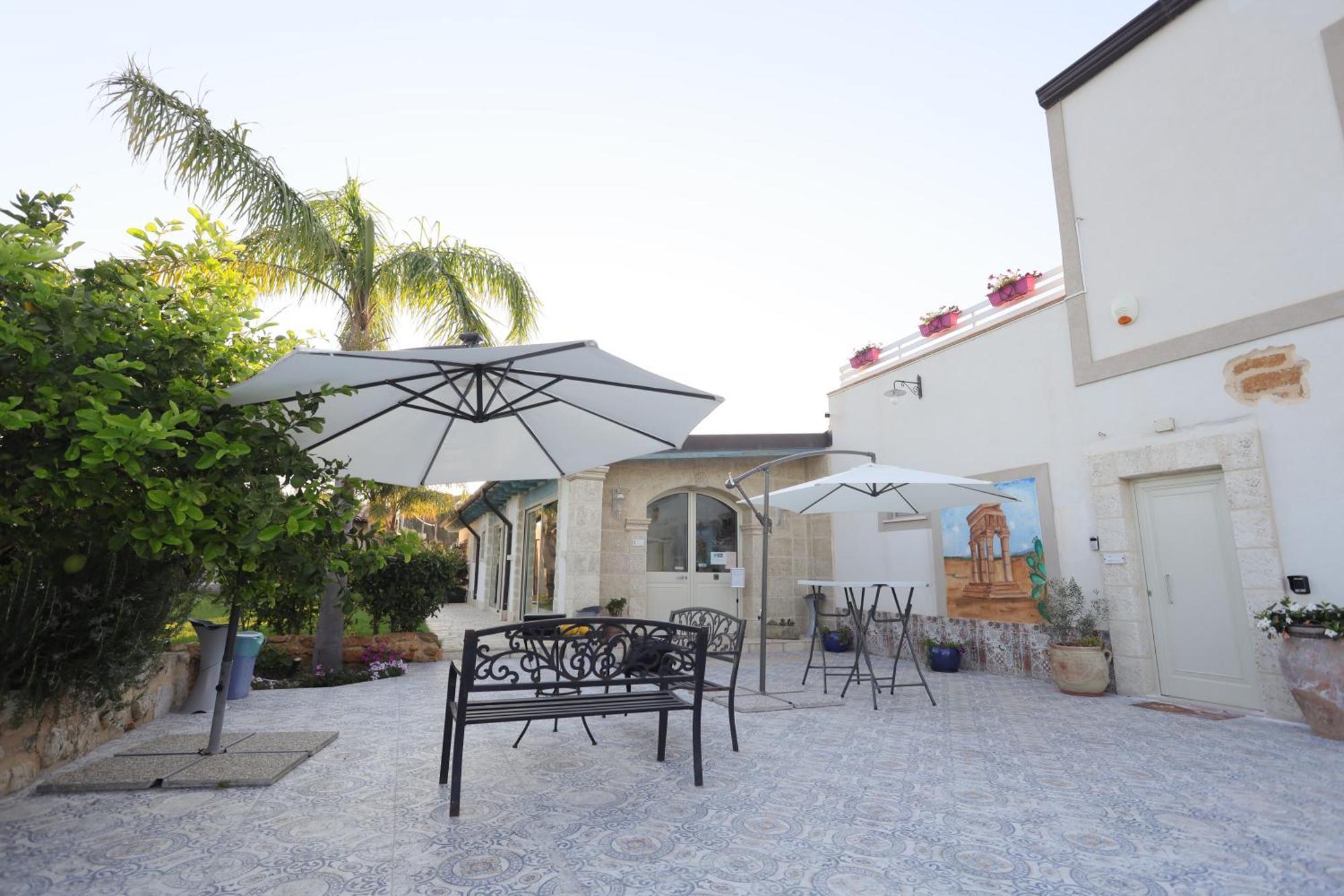 Relais Dea Degli Ulivi Hotel Agrigento Exterior photo