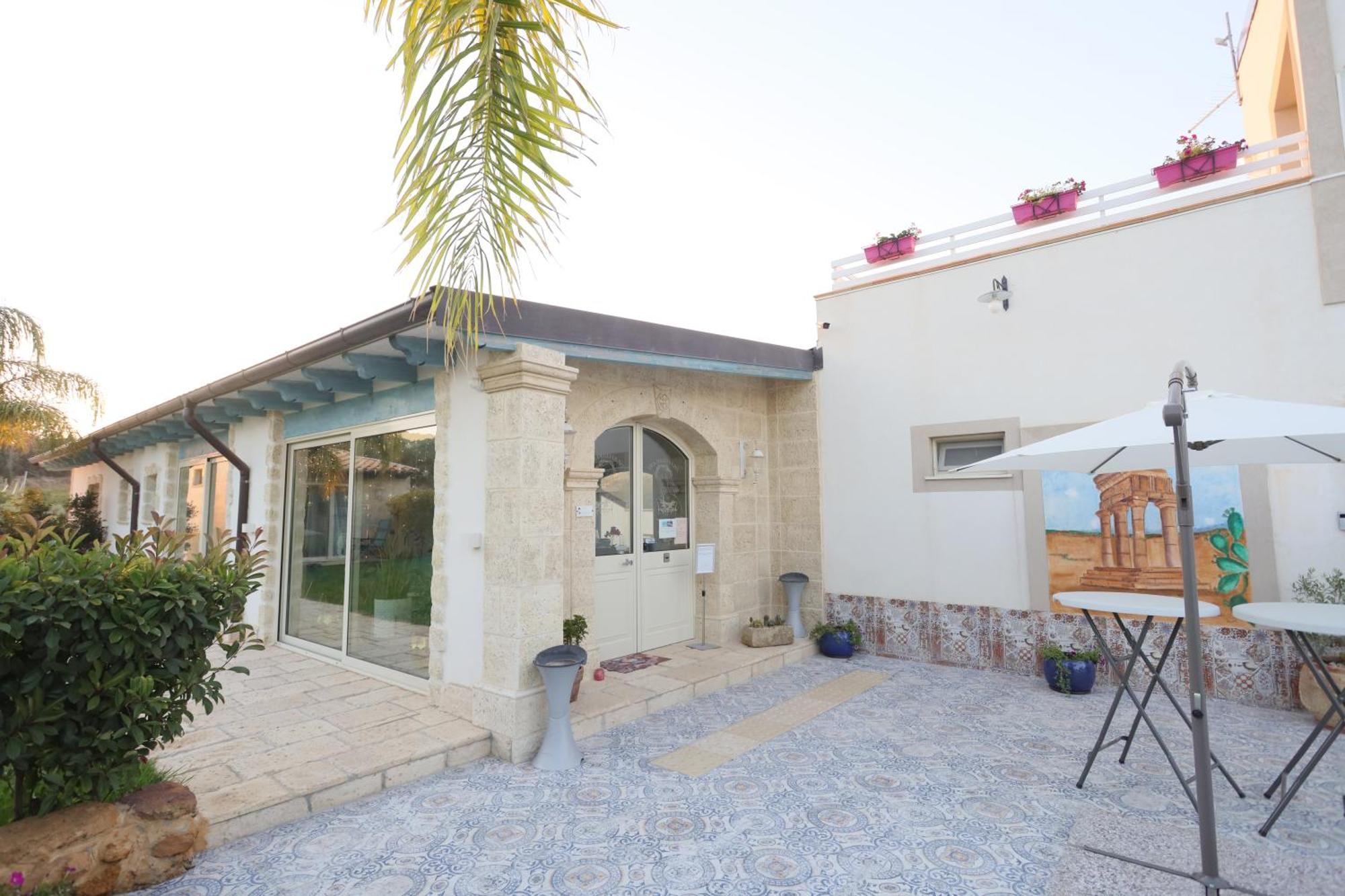 Relais Dea Degli Ulivi Hotel Agrigento Exterior photo